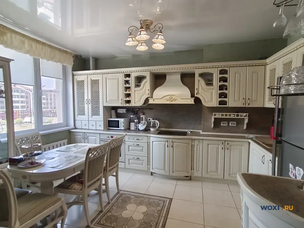 2-комн. квартира, 78 м², 3/12 эт.