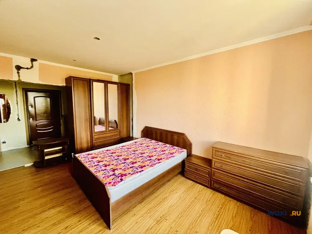 2-комн. квартира, 76 м², 5/10 эт.