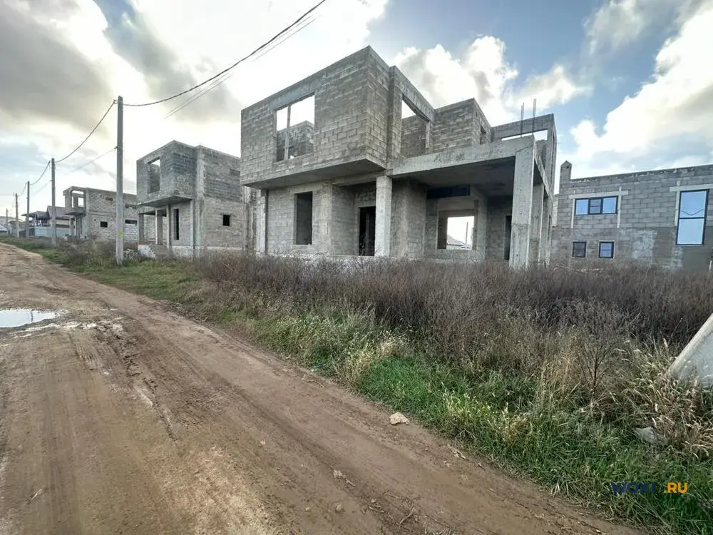 Дом 210 м² на участке 5 сот.