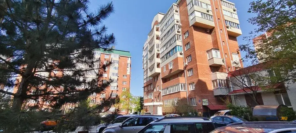 4-комн. квартира, 125 м², 1/9 эт.