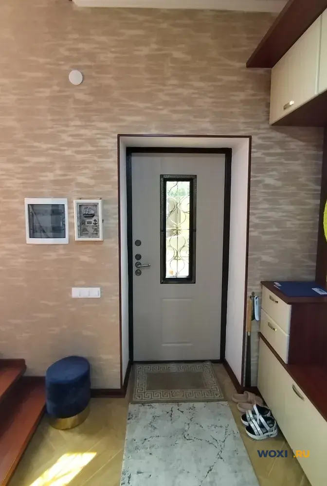 Дом 206 м² на участке 5 сот.