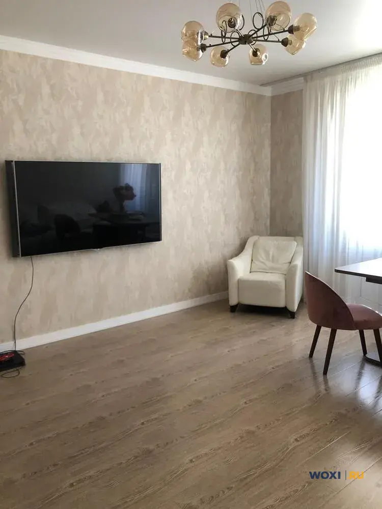 3-комн. квартира, 90 м², 2/20 эт.