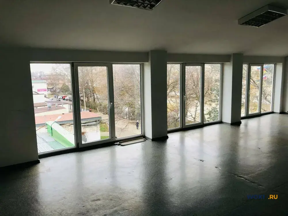 Помещение свободного назначения, 358 м²