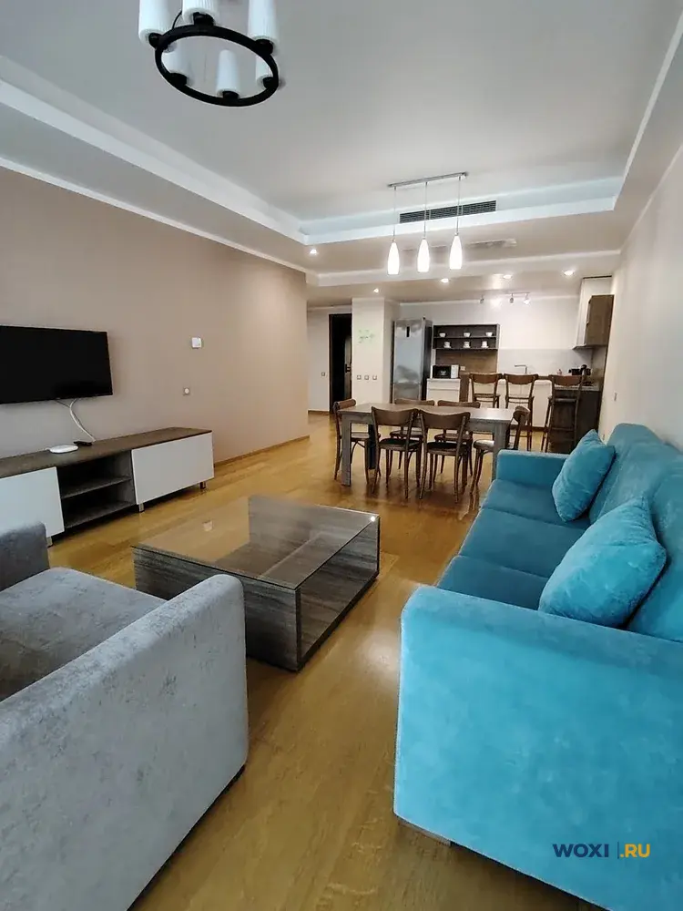 1-комн. квартира, 90 м², 2/13 эт.