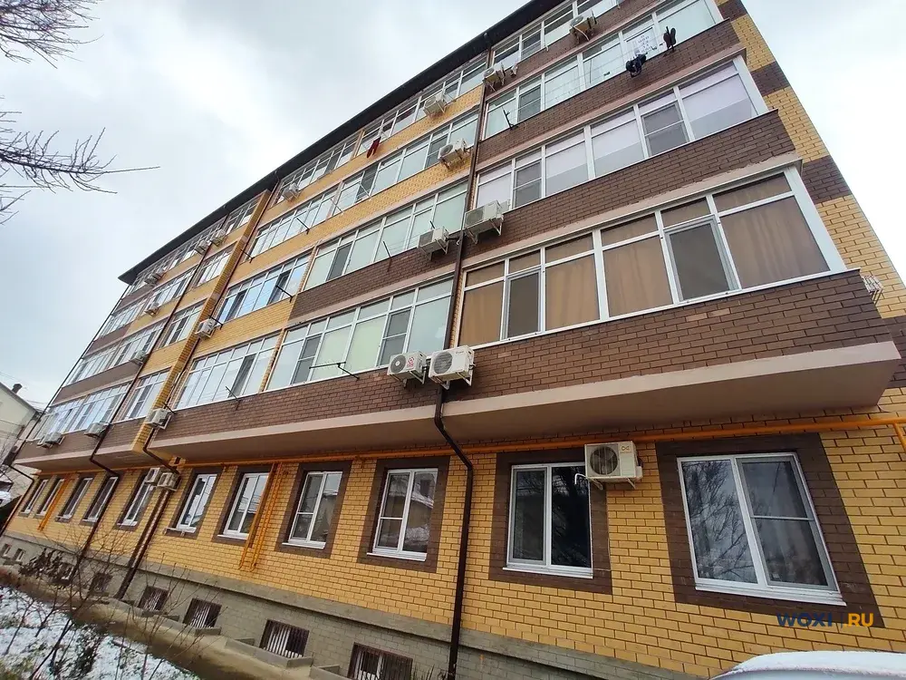 2-комн. квартира, 90 м², 4/5 эт.