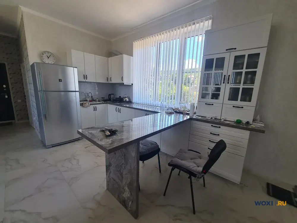 Дом 230 м² на участке 6 сот.