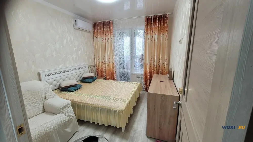 2-комн. квартира, 64 м², 1/8 эт.