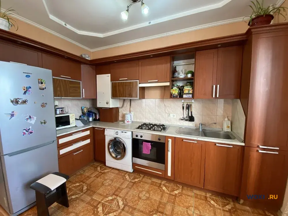 1-комн. квартира, 63 м², 3/5 эт.