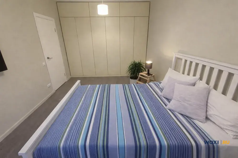 2-комн. квартира, 57 м², 1/8 эт.