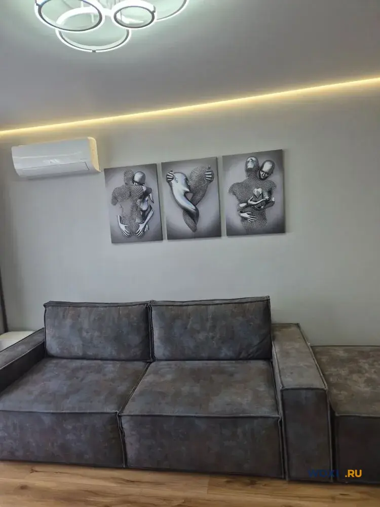 2-комн. квартира, 55 м², 8/9 эт.