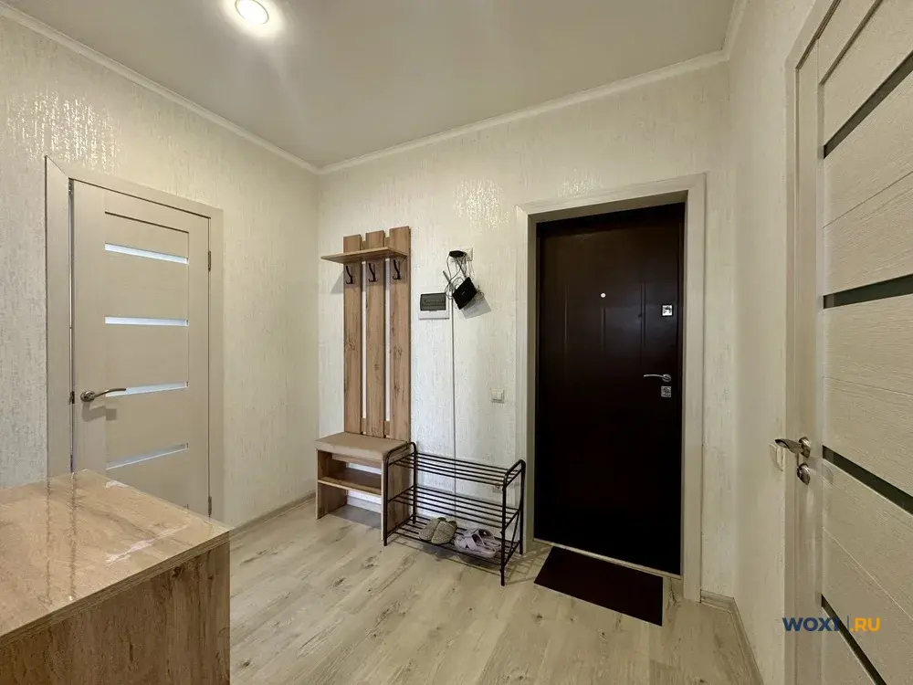 1-комн. квартира, 44 м², 1/18 эт.