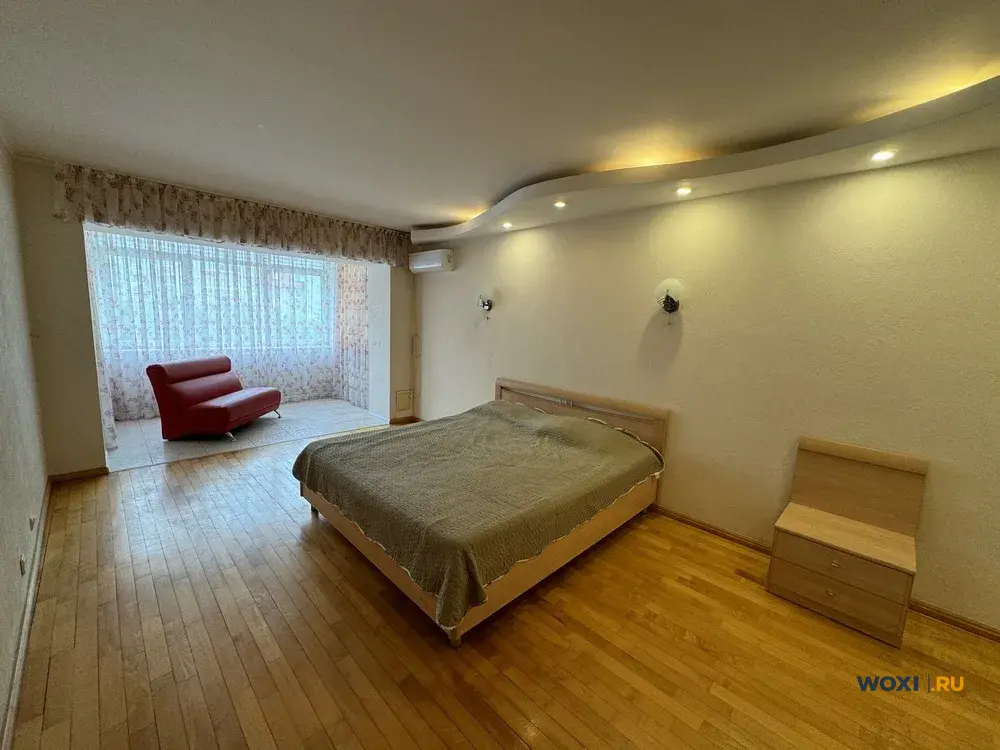 3-комн. квартира, 96 м², 3/6 эт.