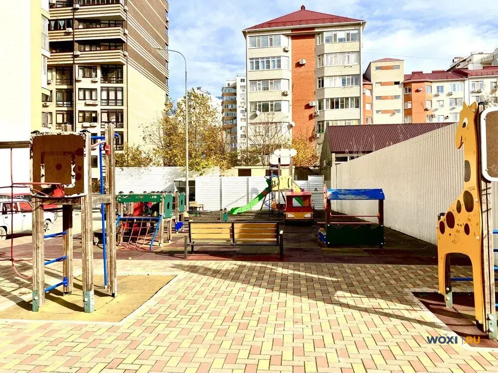 1-комн. квартира, 44 м², 1/14 эт.