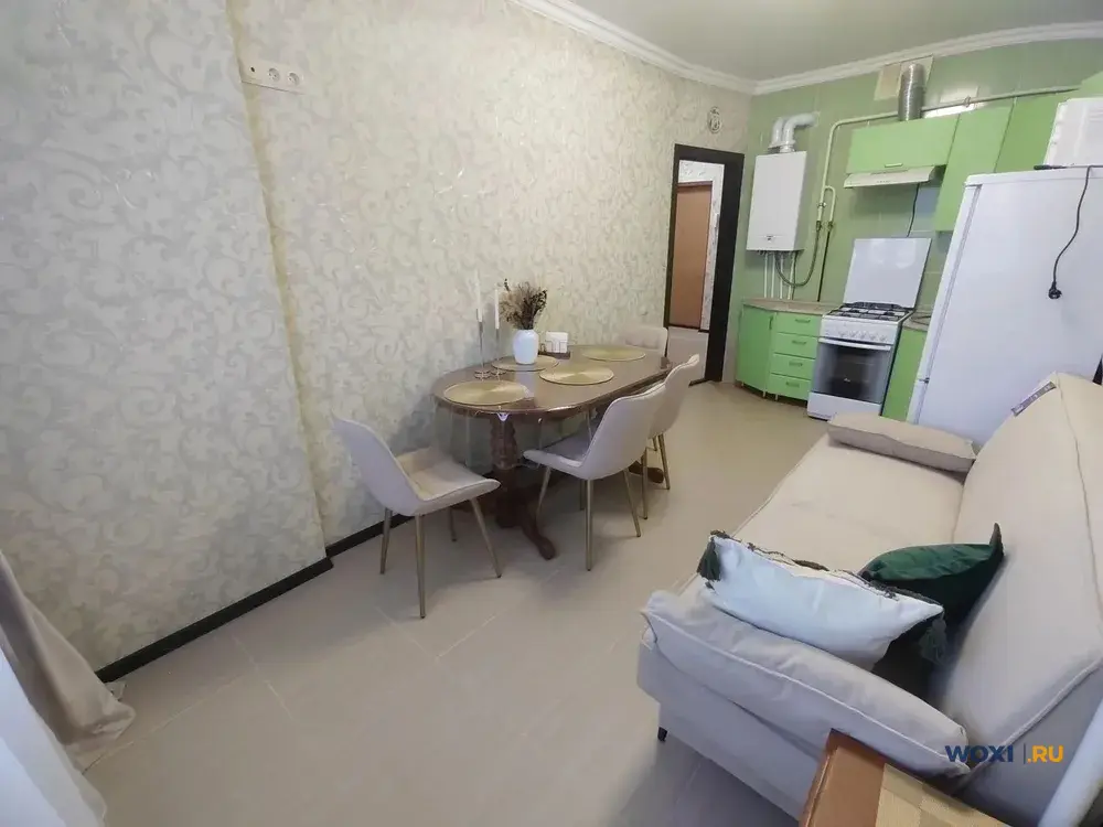 1-комн. квартира, 42 м², 2/9 эт.