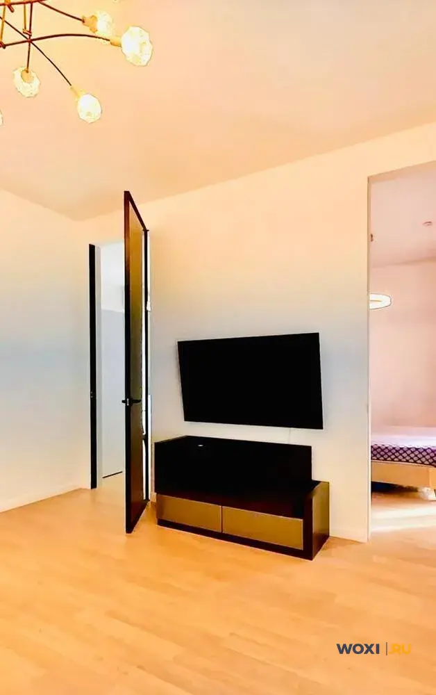 2-комн. квартира, 70 м², 1/8 эт.