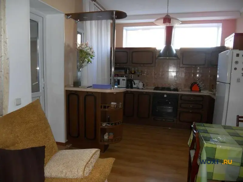 Дом 287 м² на участке 9 сот.
