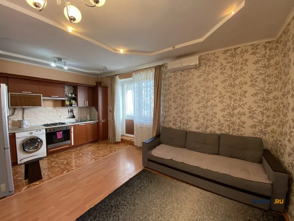 1-комн. квартира, 63 м², 3/5 эт.