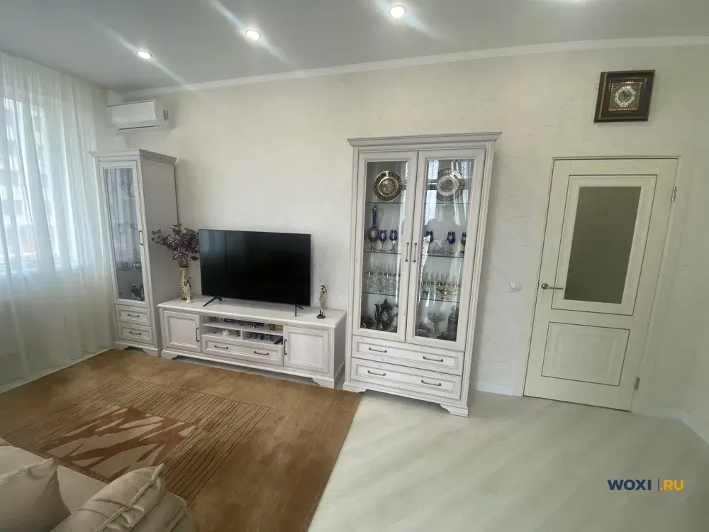 2-комн. квартира, 63 м², 4/15 эт.