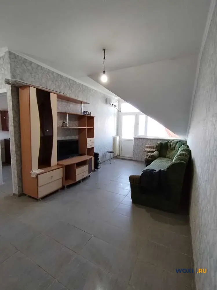 1-комн. квартира, 42 м², 3/3 эт.