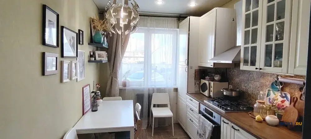 2-комн. квартира, 61 м², 1/9 эт.