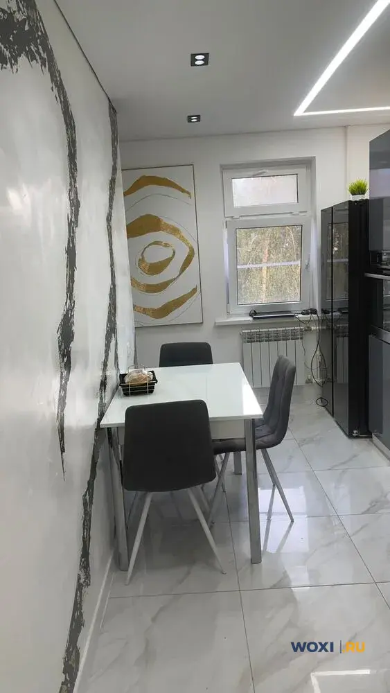 3-комн. квартира, 81 м², 3/9 эт.