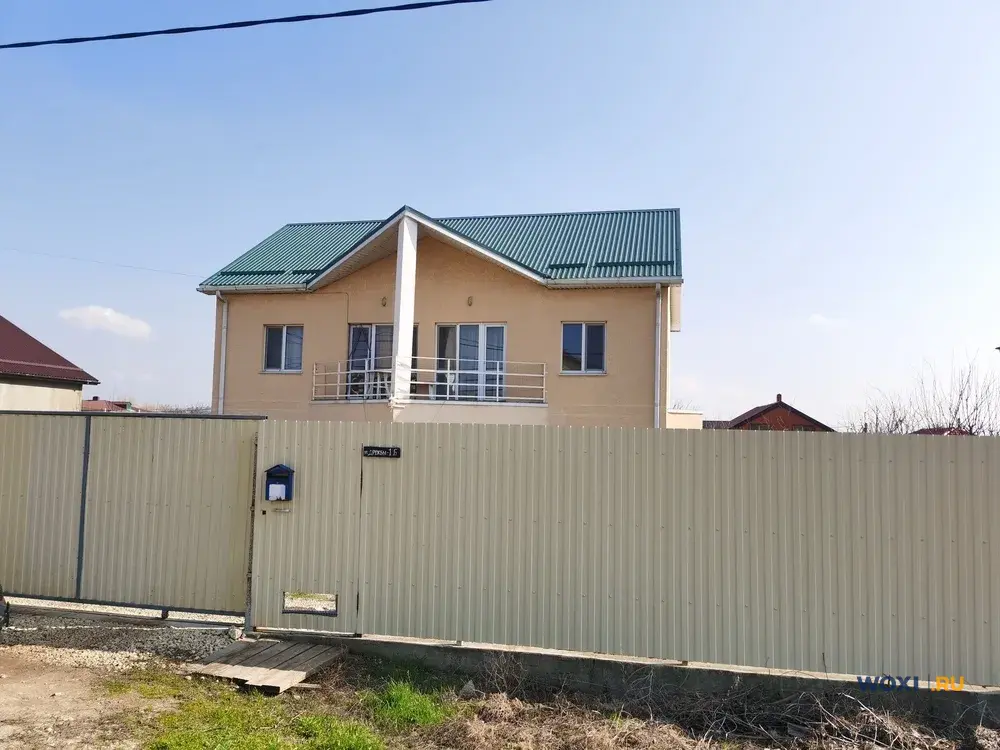 Дом 240 м² на участке 10 сот.