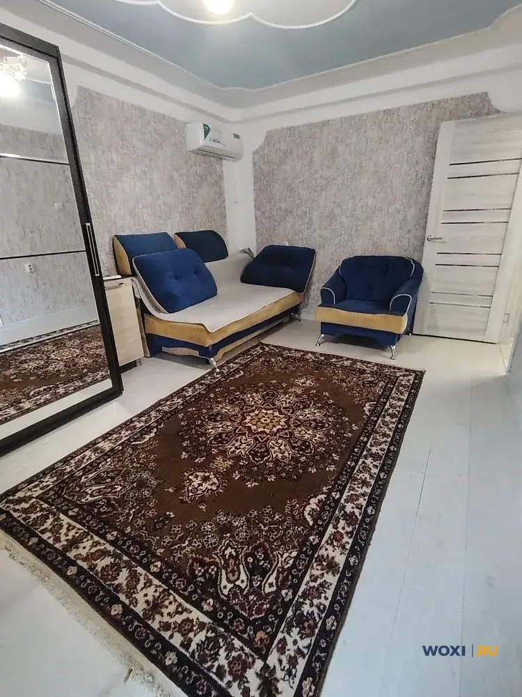 2-комн. квартира, 64 м², 1/9 эт.