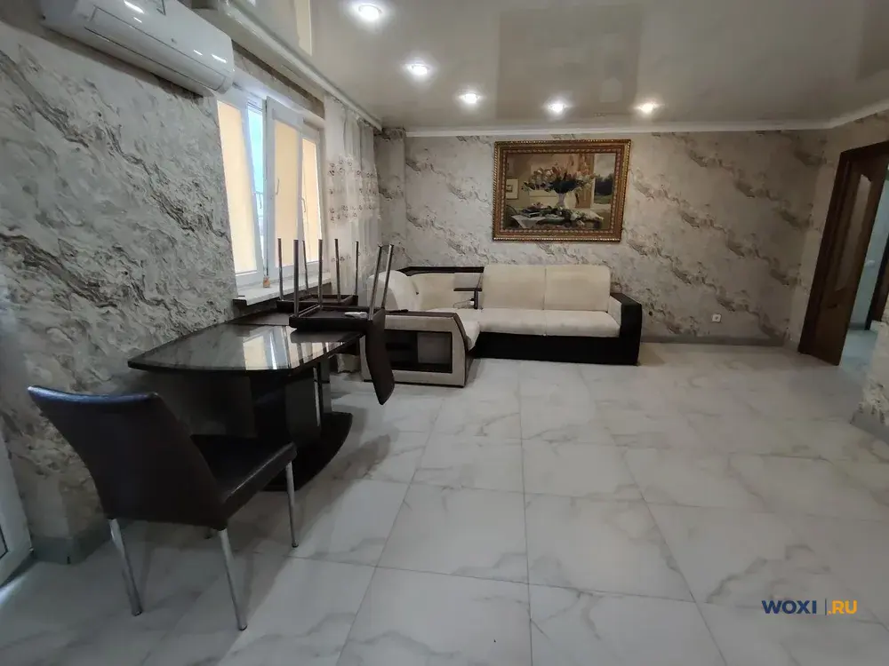 2-комн. квартира, 82 м², 2/13 эт.