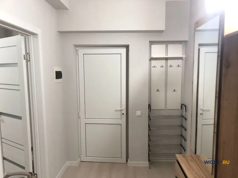 1-комн. квартира, 40 м², -1/3 эт.