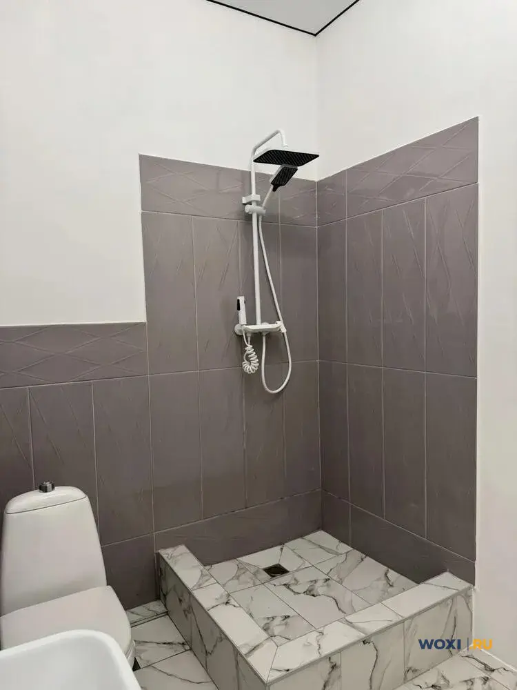 2-комн. квартира, 62 м², 1/8 эт.