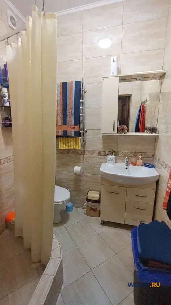 2-комн. квартира, 43 м², 3/5 эт.