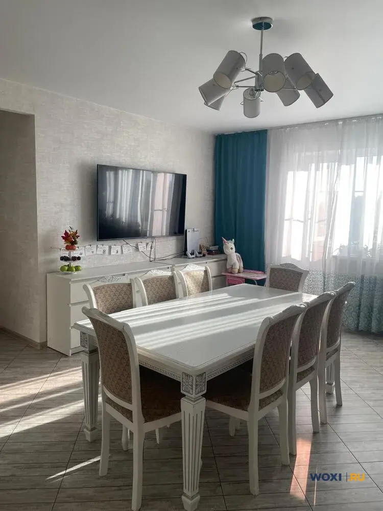3-комн. квартира, 103 м², 3/5 эт.