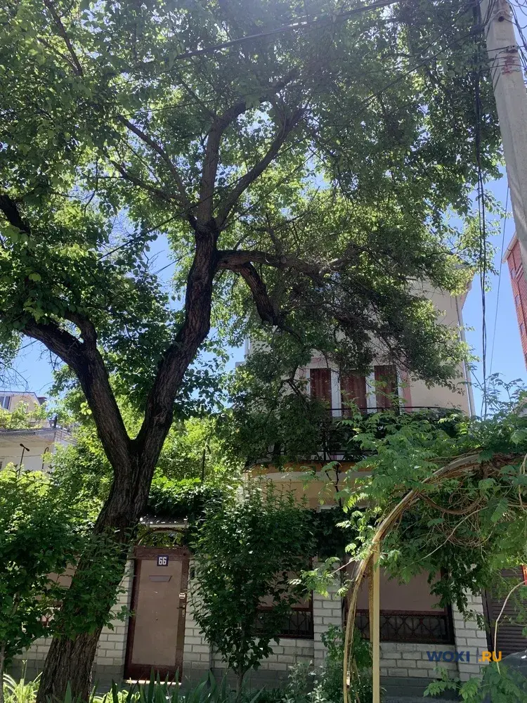 Дом 150 м² на участке 1 сот.