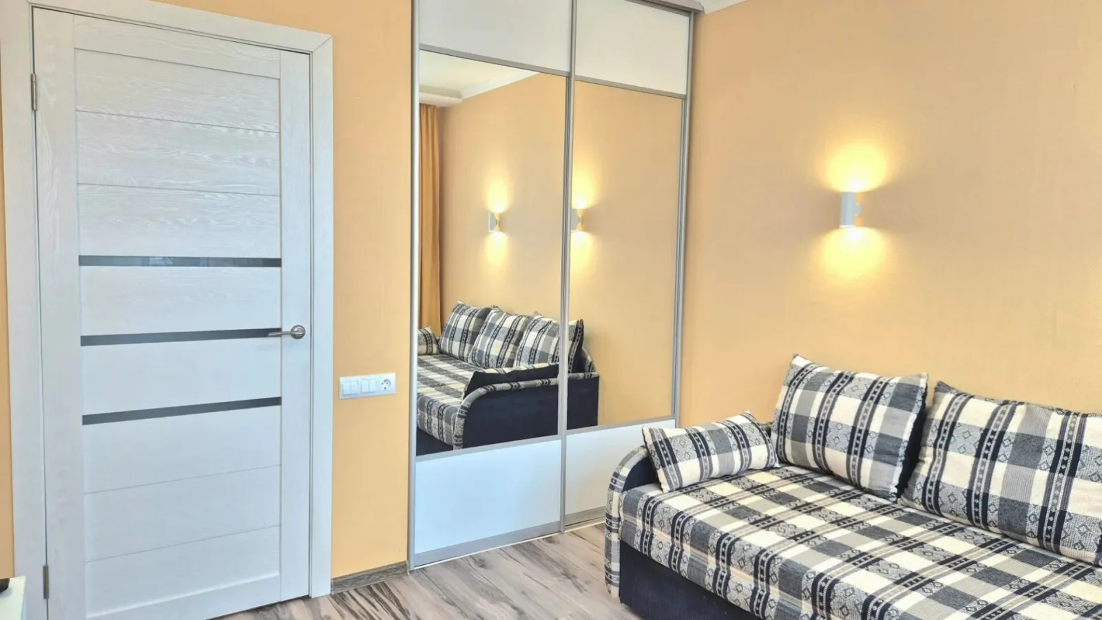 2-комн. квартира, 50,1 м², 2/2 эт.