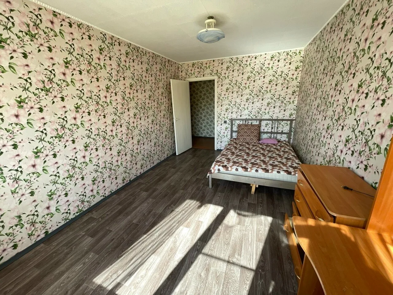 2-комн. квартира, 55 м², 4/5 эт.