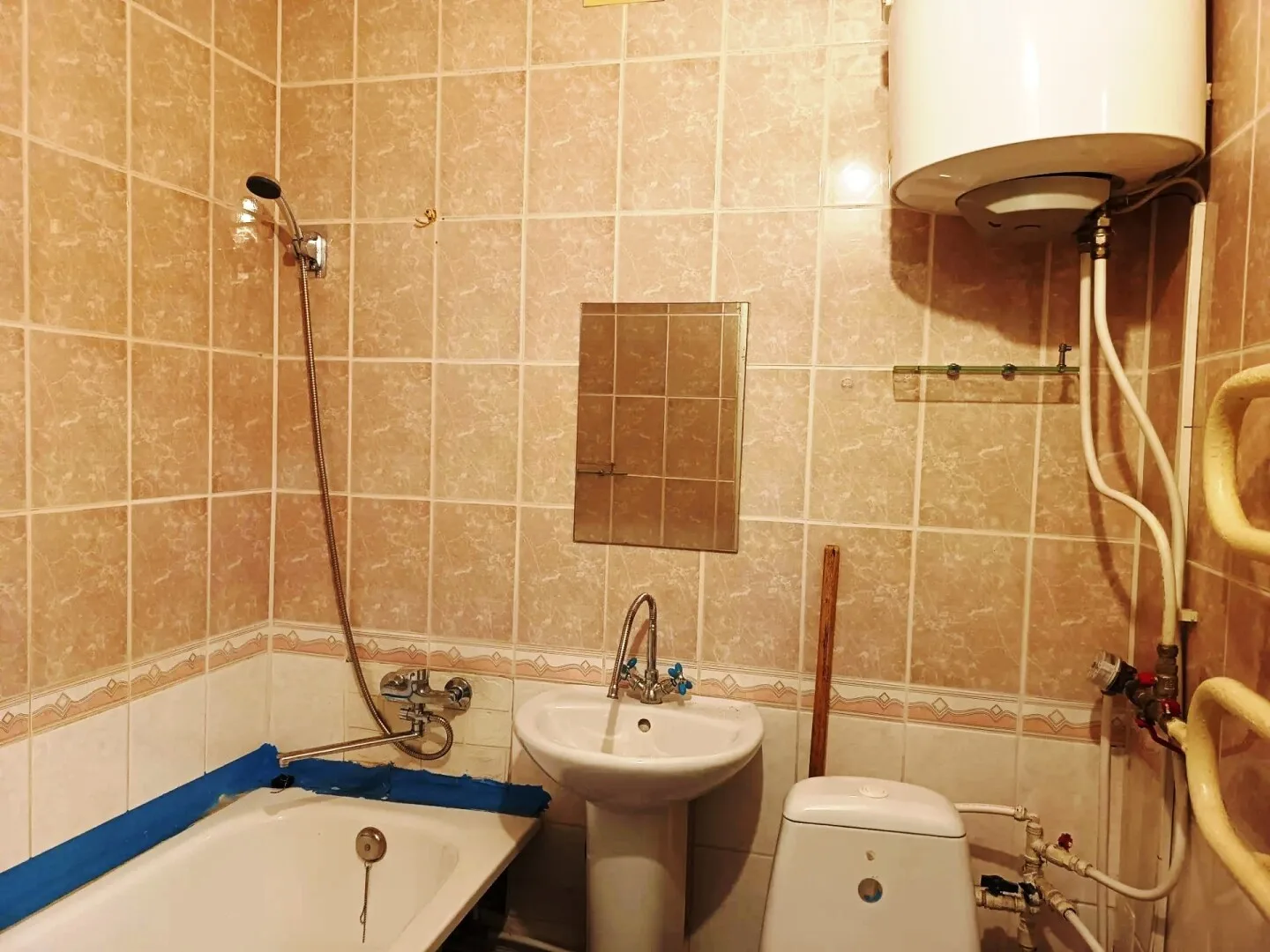 2-комн. квартира, 40 м², 2/4 эт.