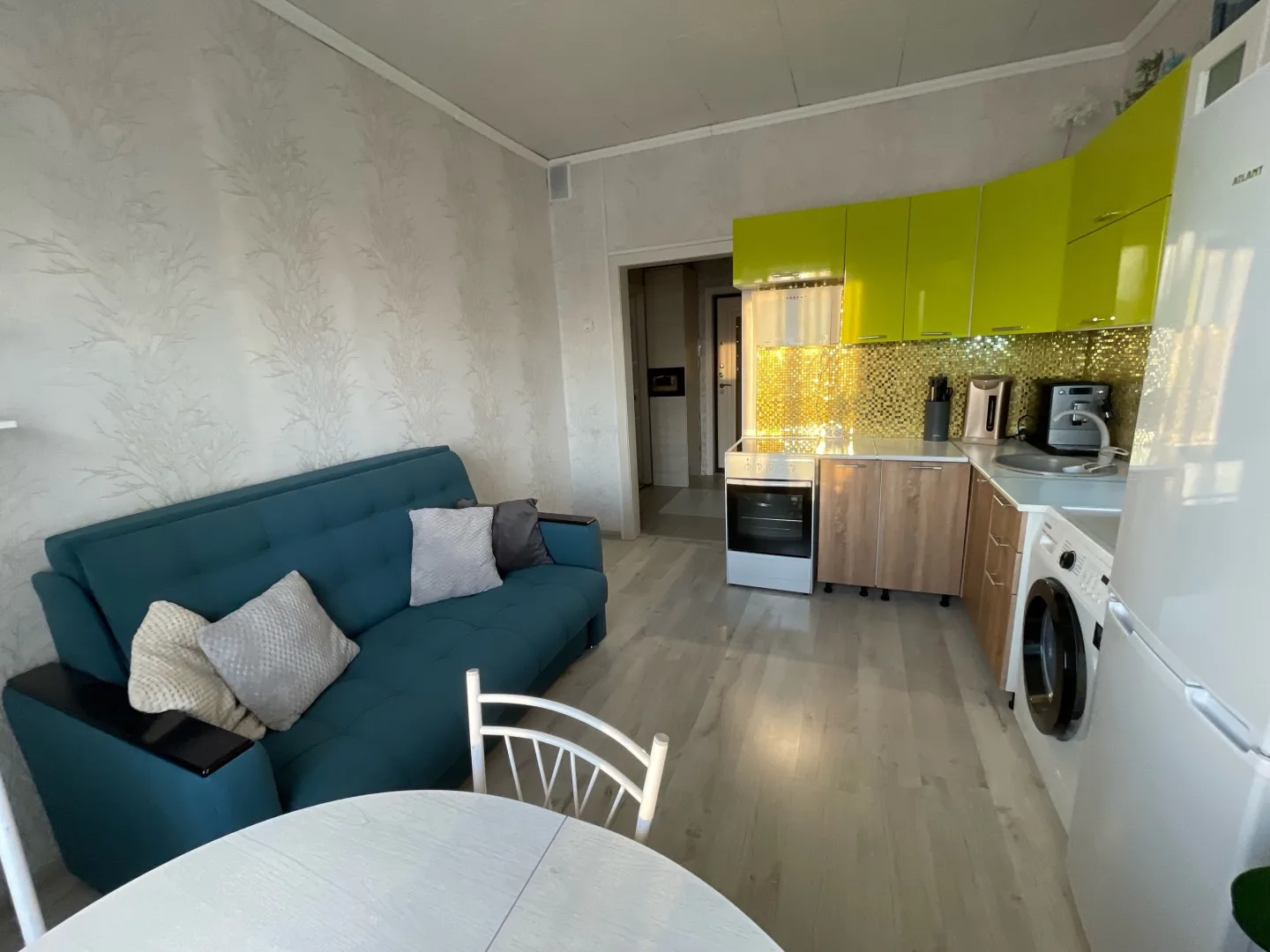 2-комн. квартира, 42,7 м², 5/5 эт.