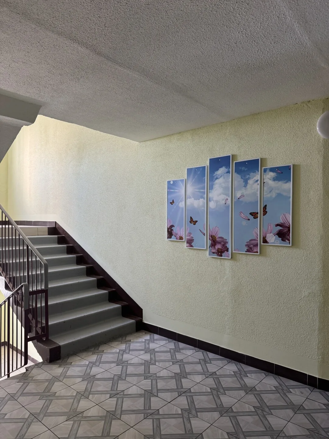 2-комн. квартира, 62,3 м², 9/10 эт.