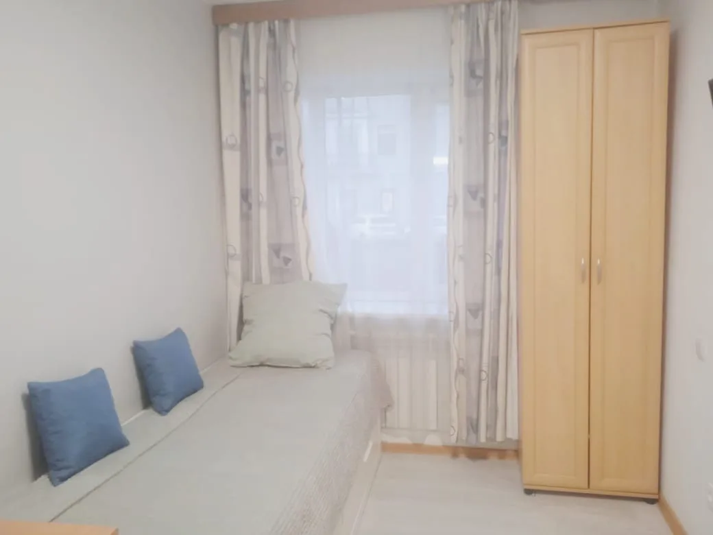 2-комн. квартира, 43,9 м², 1/4 эт.