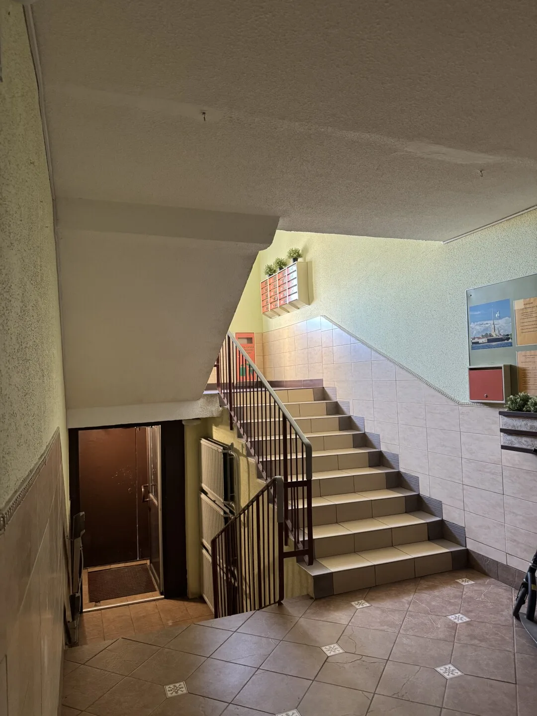 2-комн. квартира, 62,3 м², 9/10 эт.