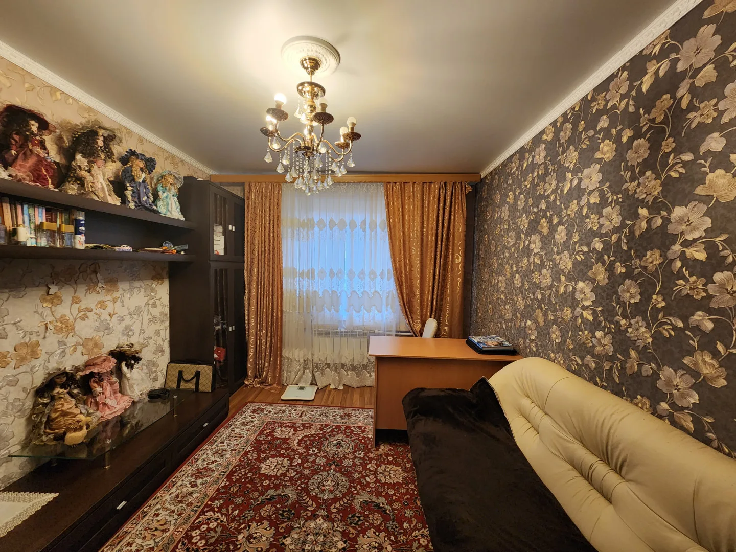 3-комн. квартира, 72,8 м², 2/5 эт.