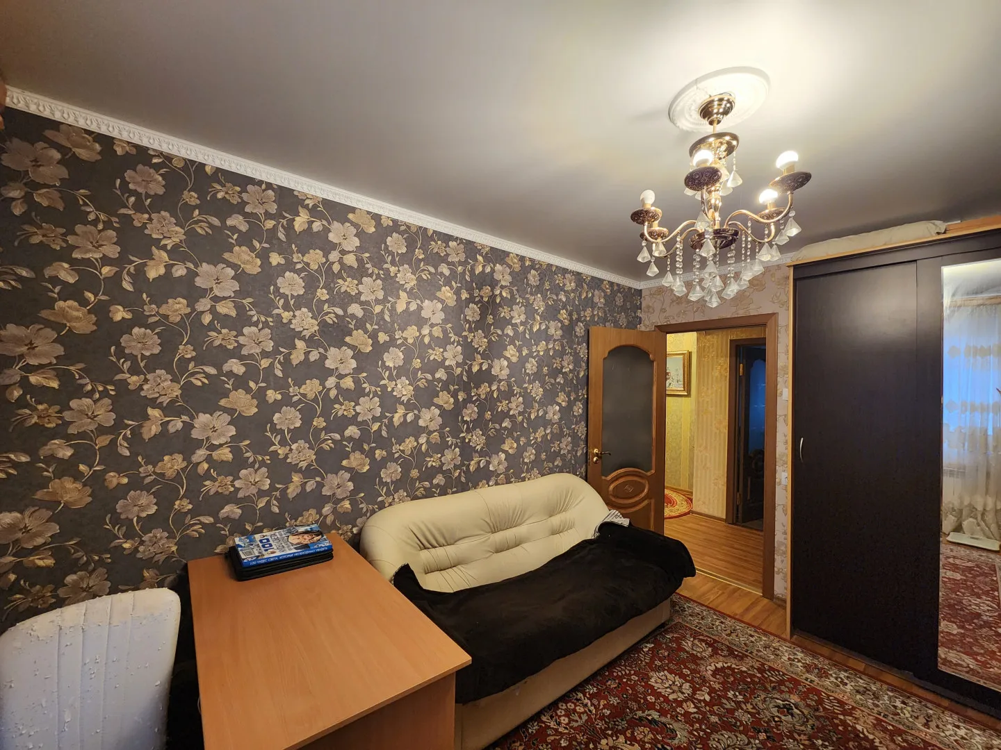 3-комн. квартира, 72,8 м², 2/5 эт.
