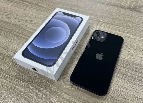 IPhone 12 256GB (Black)