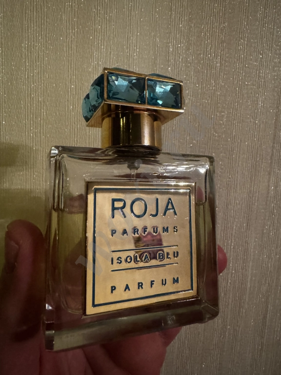 Roja Isola Blu