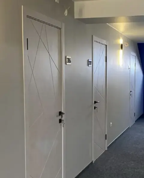 Установка межкомнатных дверей в Анапе и районе