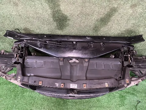 Передняя панель (телевизор) BMW 7 F01/F02 F01 2010
