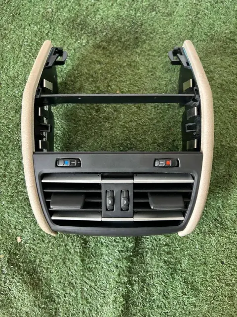 Дефлектор обдува салона BMW 7 F01/F02 F01 2010