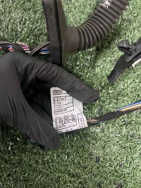 Проводка двери передней правой BMW 3 E90/E91 рест.