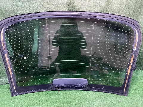 Стекло заднее BMW 5 F10/F11 F10 2010
