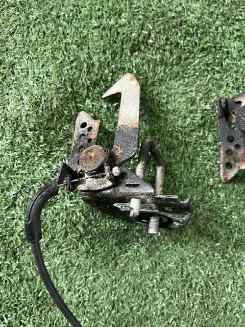 Замок капота BMW 7 F01/F02 F01 2010 7183763